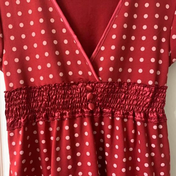 🌷3 for$20🌷TSC, US M, Red Polka Dot Shirred Waist V-Neck Cap Sleeved Top - Picture 5 of 9